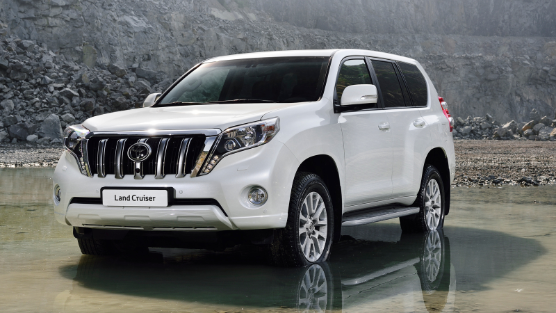 Illustration for article titled The 2014 Toyota Land Cruiser Prado Wants To Eat Your Children